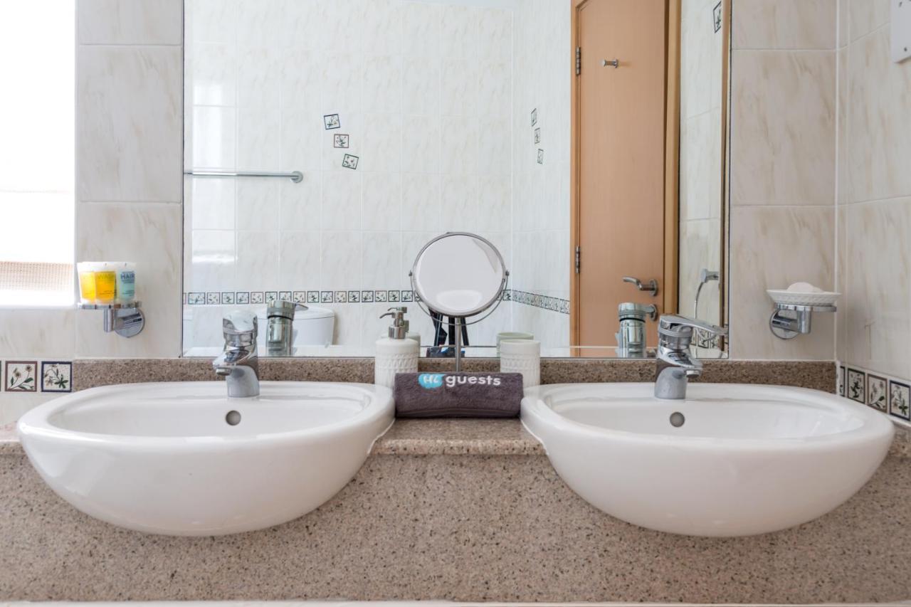 Higuests Vacation Homes - Marina Terrace Dubai Bagian luar foto